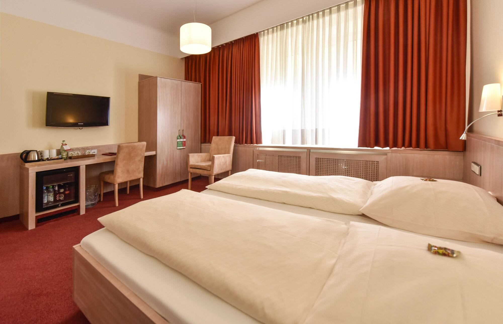 Hotel Adria Muenchen Exterior foto