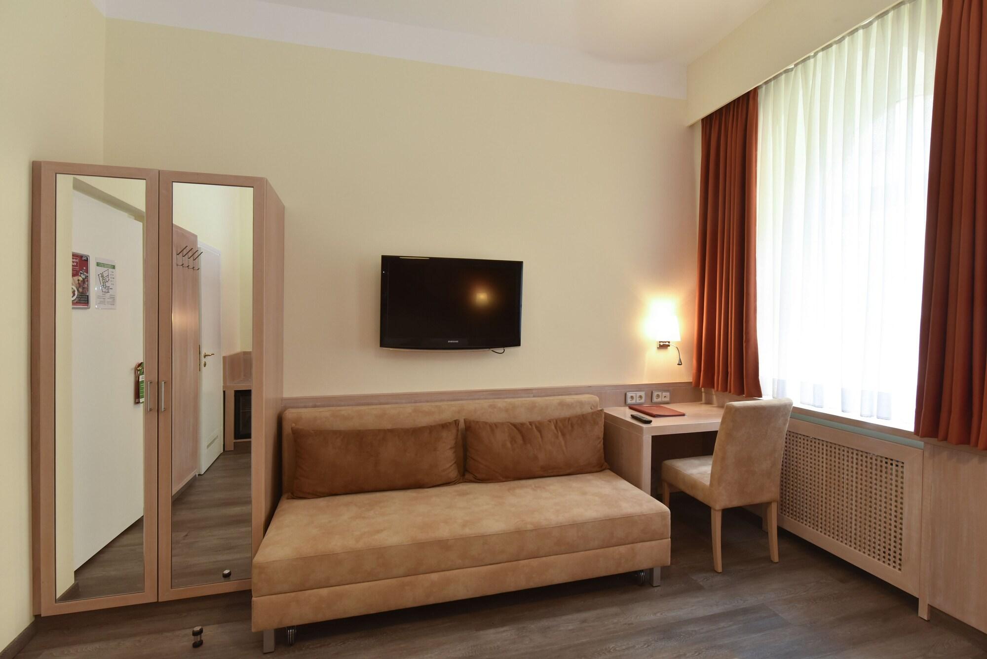 Hotel Adria Muenchen Exterior foto